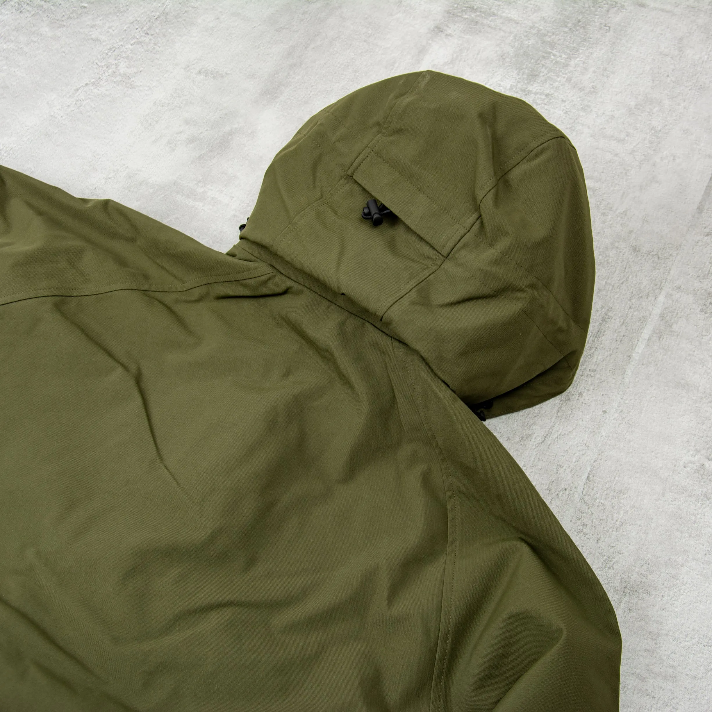 Carhartt WIP Clarton Jacket in Office Green - Stylish and Durable Outerwear for Everyday Wear