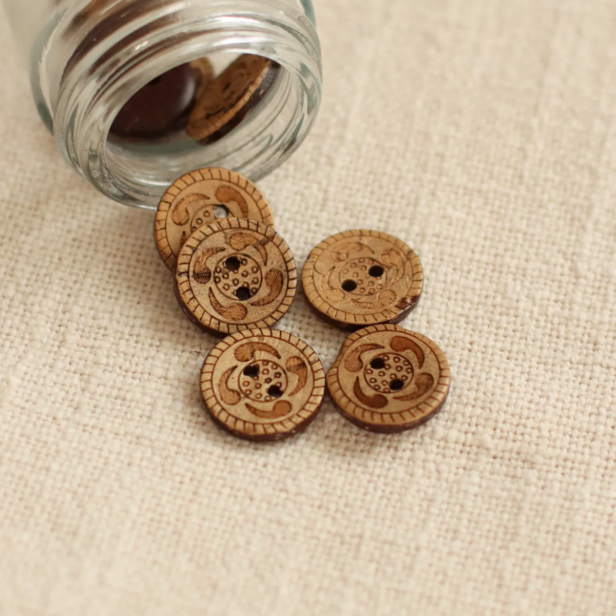 Coconut Buttons | Small 18mm